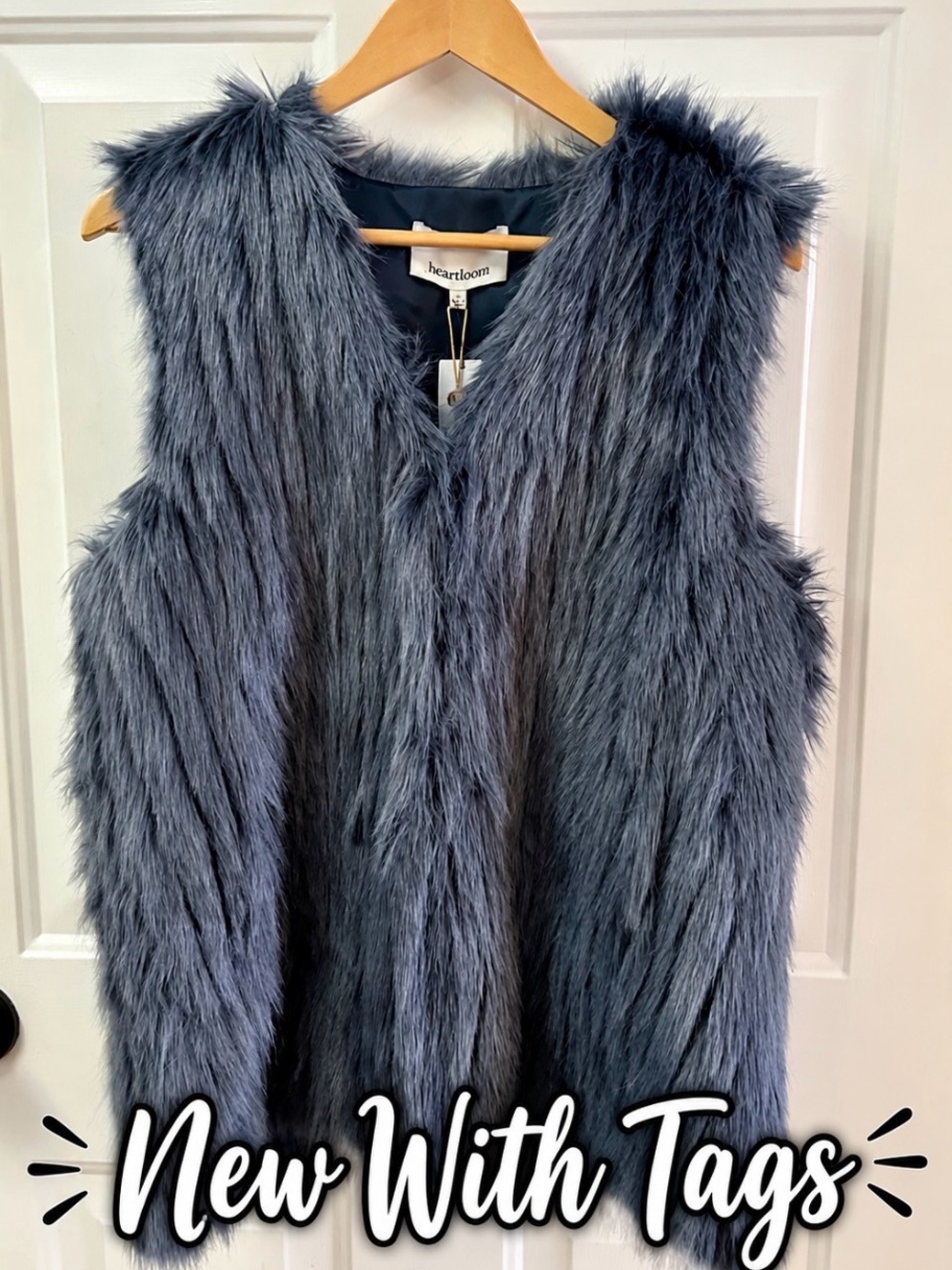 NWT Heartloom Bardot Faux Fur Vest Size L Blue Grey retails $139